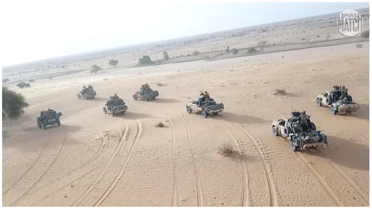 French SOF and Niger Army conducting long range patrol with technicals and VBL vehicles in Liptako region. 