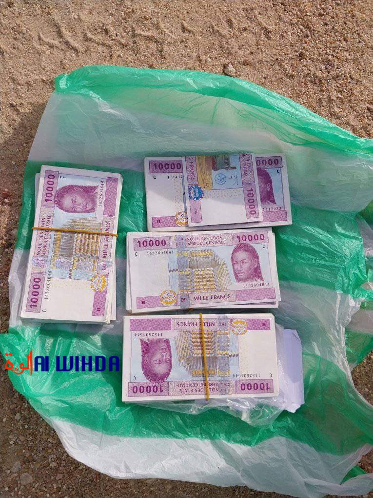 Chad: the security forces seized this week the sum of 2,150,000 CFA francs in counterfeit notes in Abéché. Five people were arrested