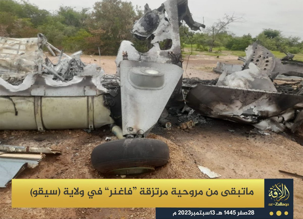 Al-Qaeda shows remains of a supposed Wagner helicopter they shot down in Sègou region Mali