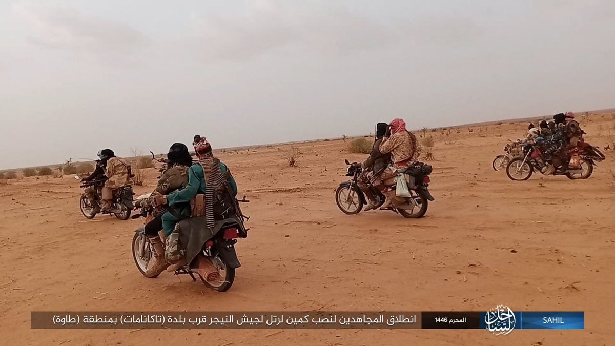 Today, IS Greater Sahara released a photoset of the attack in Takanamat (with four bodies visible)