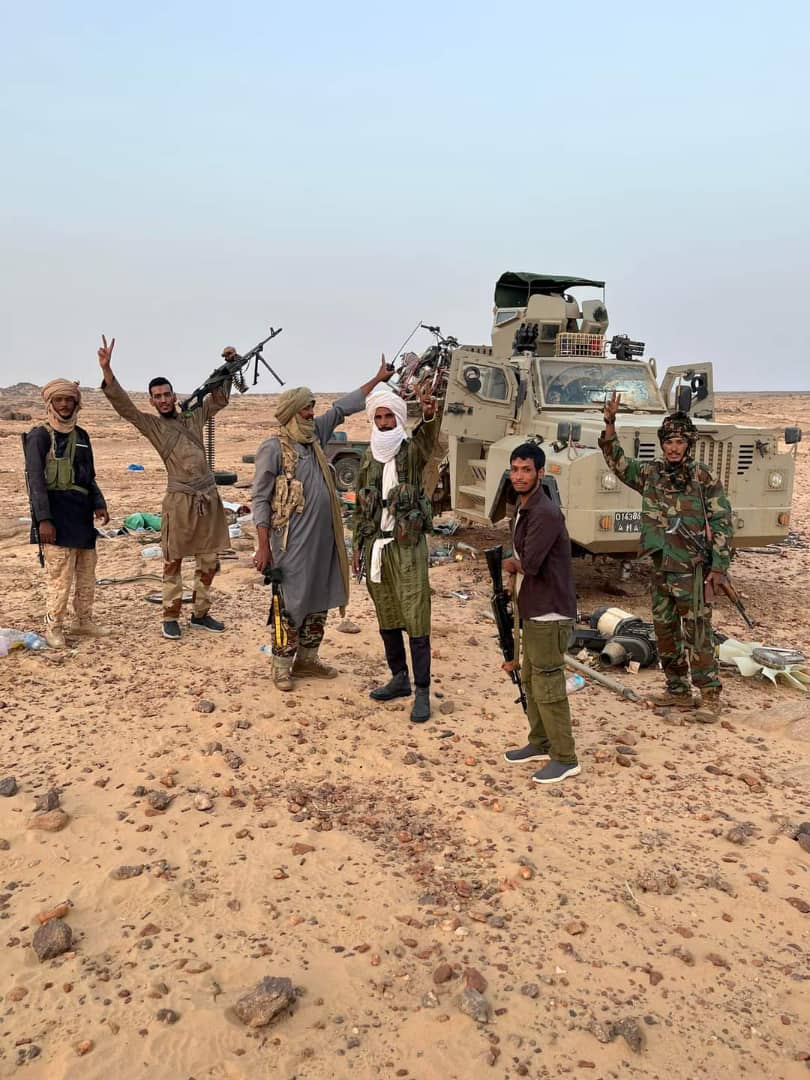 Image des blindés laisser par les mercenaires russes (Wagner) après leur fuite à Tinzaouaten