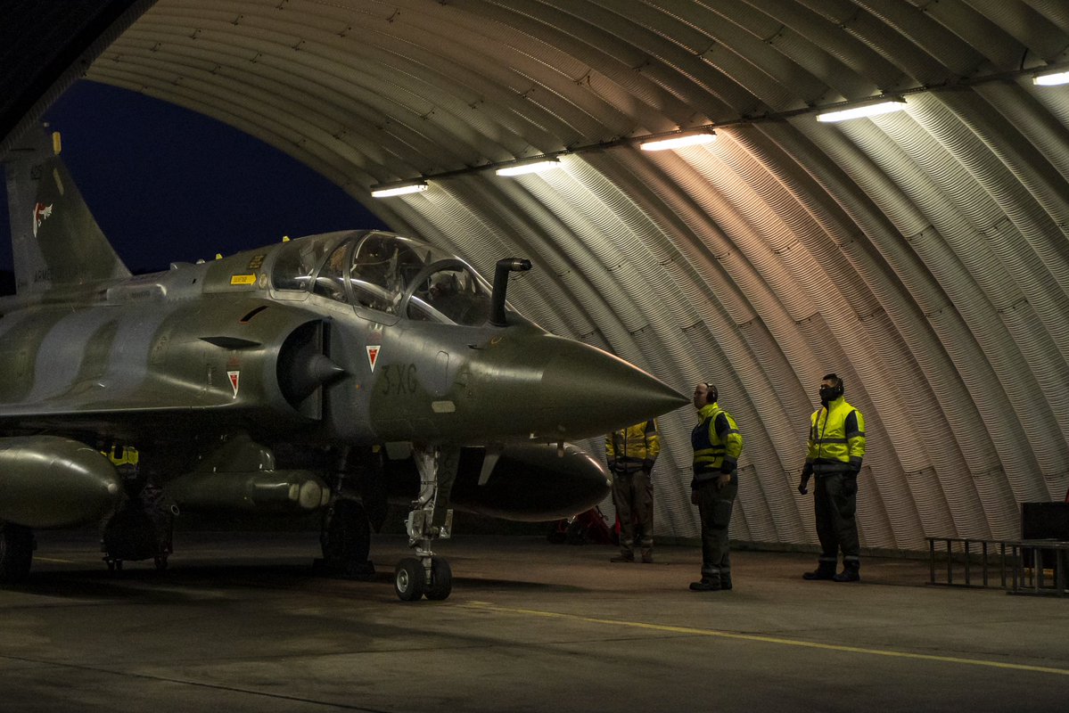 Czad: Koniec rozmieszczenia oddziału @Armee_de_lair. Dziś we Francji wylądował trzeci i ostatni Mirage 2000D, kończąc misję oddziału w Czadzie