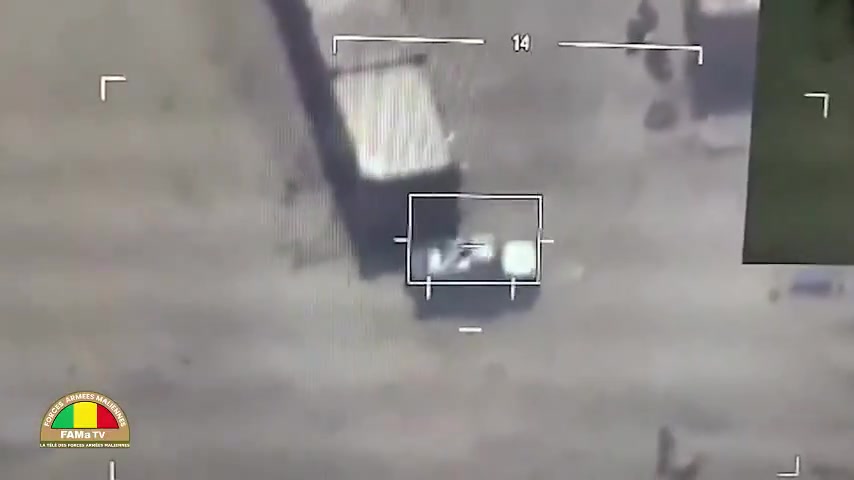 Las Fuerzas Armadas de Mali (FAMa) han publicado imágenes de los ataques aéreos que llevaron a cabo contra objetivos en la región de Kidal como parte de sus operaciones antiterroristas.