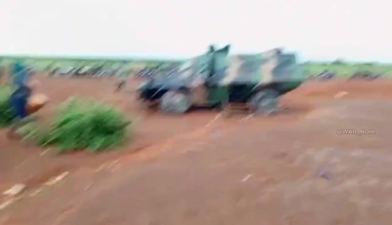 Burkina Faso : Al-Qaeda in Sahel (JNIM) raided Burkinabe Army base in Gomboro, Sourou Province. Mlitants seemingly captured at least one France-made  ACMAT Bastion 4x4 APC  (Armored Personnel Carrier) as well