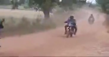 After staying in control of the town of Loulouni, southern Mali, for a while, JNIM withdraws its forces, the militant filming says he can't film all of the fighters as there are too many, and that they came to fight the pro-government Dozo militias but most of them fled