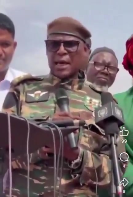 Colonel Ibro Amadou Bacharou declared yesterday that Niger must prepare for war against France. The military junta regularly accuses Benin, Ivory Coast, and France of financing militants in the region.