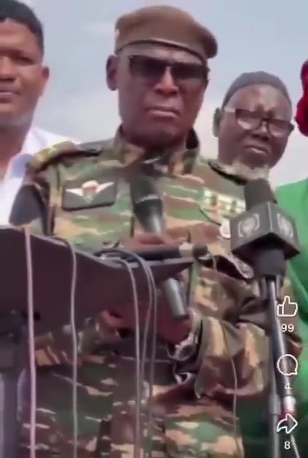 Colonel Ibro Amadou Bacharou declared yesterday that Niger must prepare for war against France. The military junta regularly accuses Benin, Ivory Coast, and France of financing militants in the region.
