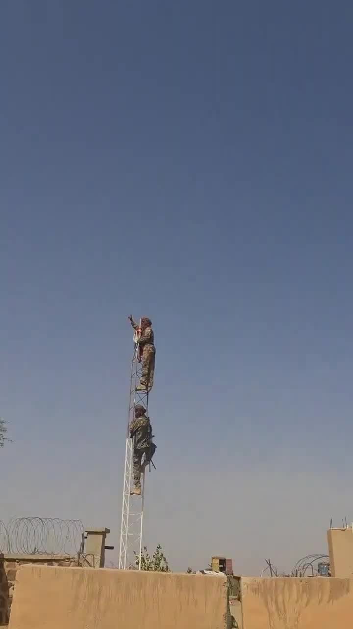 FLA inside FAMA base in Amachach, near Tessalit (Northern Kidal countryside)