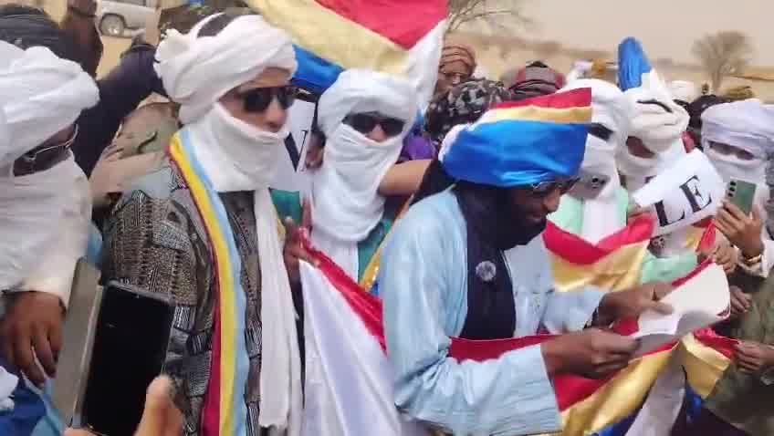 Demonstrations took place in Telhandak in the Kidal region this morning, May 24, 2026, to protest violations committed by the Malian army and the Russian Africa Corps against civilians in Azawad, as well as the use of banned cluster munitions during recent operations in Kidal and Timbuktu.