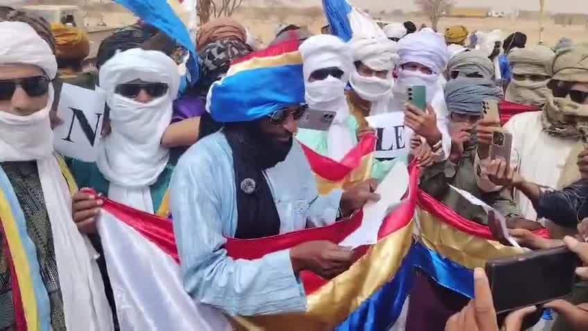 Demonstrations took place in Telhandak in the Kidal region this morning, May 24, 2026, to protest violations committed by the Malian army and the Russian Africa Corps against civilians in Azawad, as well as the use of banned cluster munitions during recent operations in Kidal and Timbuktu.
