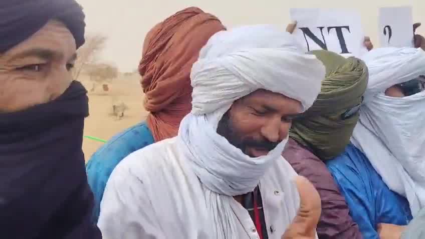 Demonstrations took place in Telhandak in the Kidal region this morning, May 24, 2026, to protest violations committed by the Malian army and the Russian Africa Corps against civilians in Azawad, as well as the use of banned cluster munitions during recent operations in Kidal and Timbuktu.