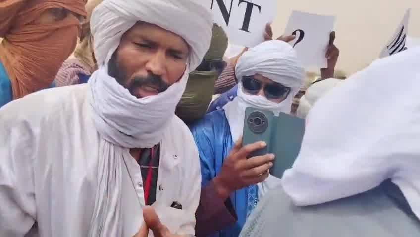 Demonstrations took place in Telhandak in the Kidal region this morning, May 24, 2026, to protest violations committed by the Malian army and the Russian Africa Corps against civilians in Azawad, as well as the use of banned cluster munitions during recent operations in Kidal and Timbuktu.