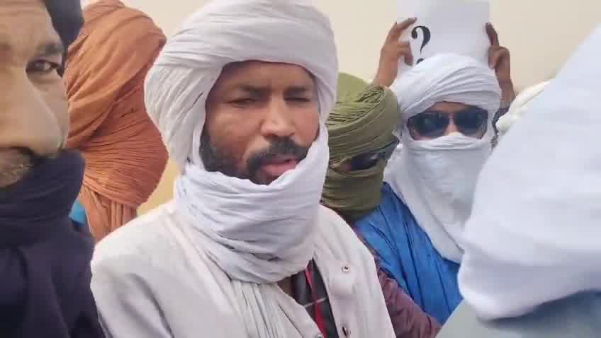 Demonstrations took place in Telhandak in the Kidal region this morning, May 24, 2026, to protest violations committed by the Malian army and the Russian Africa Corps against civilians in Azawad, as well as the use of banned cluster munitions during recent operations in Kidal and Timbuktu.