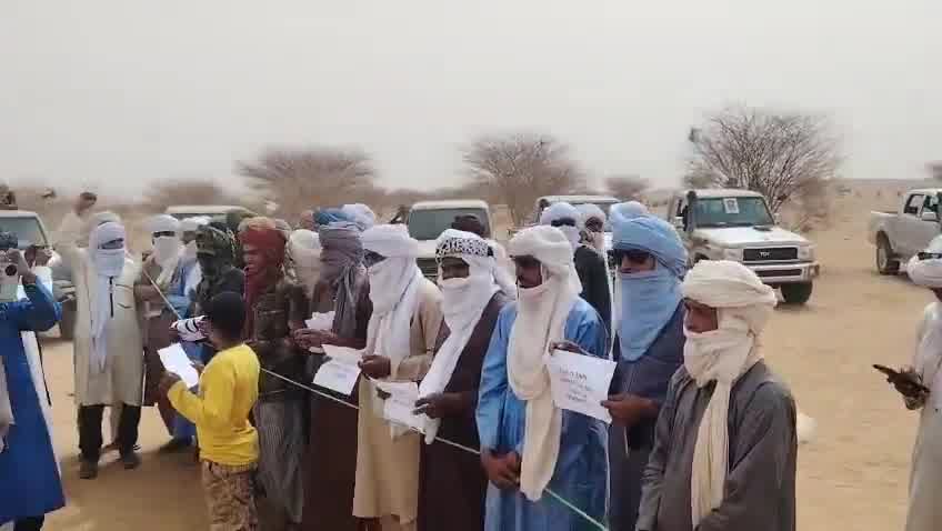 Demonstrations took place in Telhandak in the Kidal region this morning, May 24, 2026, to protest violations committed by the Malian army and the Russian Africa Corps against civilians in Azawad, as well as the use of banned cluster munitions during recent operations in Kidal and Timbuktu.