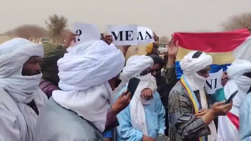 Demonstrations took place in Telhandak in the Kidal region this morning, May 24, 2026, to protest violations committed by the Malian army and the Russian Africa Corps against civilians in Azawad, as well as the use of banned cluster munitions during recent operations in Kidal and Timbuktu.