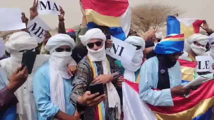 Demonstrations took place in Telhandak in the Kidal region this morning, May 24, 2026, to protest violations committed by the Malian army and the Russian Africa Corps against civilians in Azawad, as well as the use of banned cluster munitions during recent operations in Kidal and Timbuktu.