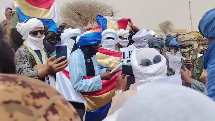 Demonstrations took place in Telhandak in the Kidal region this morning, May 24, 2026, to protest violations committed by the Malian army and the Russian Africa Corps against civilians in Azawad, as well as the use of banned cluster munitions during recent operations in Kidal and Timbuktu.