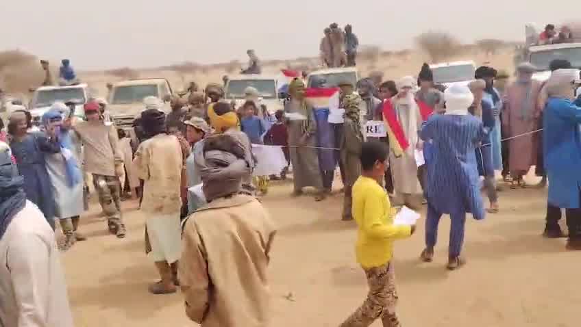 Demonstrations took place in Telhandak in the Kidal region this morning, May 24, 2026, to protest violations committed by the Malian army and the Russian Africa Corps against civilians in Azawad, as well as the use of banned cluster munitions during recent operations in Kidal and Timbuktu.