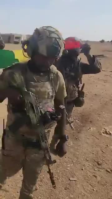 Mali: FLA/JNIM forces look to have withdrawn from Anefis and the town is back in FAMa/Africa Corps hands. The convoy continues to approach, and will likely arrive unharmed