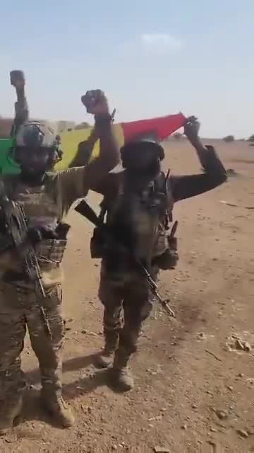 Mali: FLA/JNIM forces look to have withdrawn from Anefis and the town is back in FAMa/Africa Corps hands. The convoy continues to approach, and will likely arrive unharmed