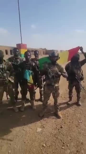 Mali: FLA/JNIM forces look to have withdrawn from Anefis and the town is back in FAMa/Africa Corps hands. The convoy continues to approach, and will likely arrive unharmed